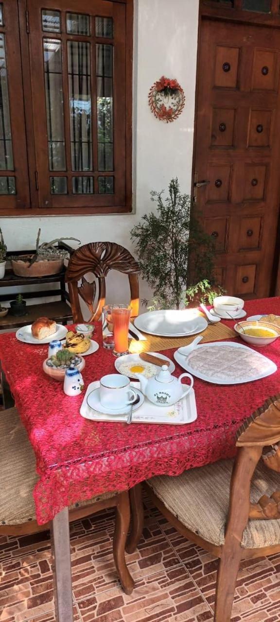 Leisure Home Коломбо Экстерьер фото